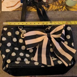 Bestey Johnson black and being bow bag with polka bots shoulder bag handbag